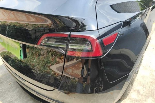Tesla Model Y 2022, 70200 км, за 26346 USD - фото 7