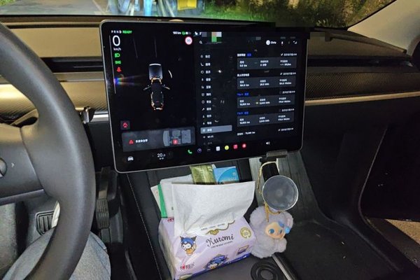 Tesla Model Y 2022, 73900 км, за 24047 USD - фото 13