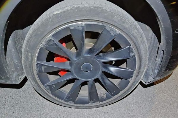 Tesla Model Y 2022, 73900 км, за 24047 USD - фото 8