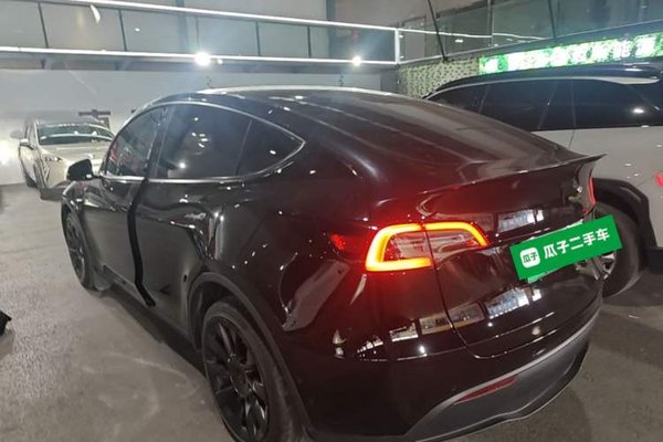 Tesla Model Y 2022, 74200 км, за 25929 USD