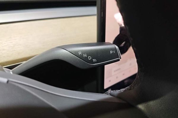 Tesla Model Y 2022, 76800 км, за 24881 USD - фото 17