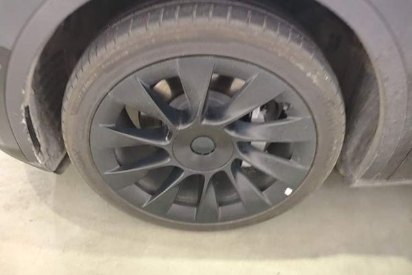 Tesla Model Y 2022, 76800 км, за 24881 USD - фото 8