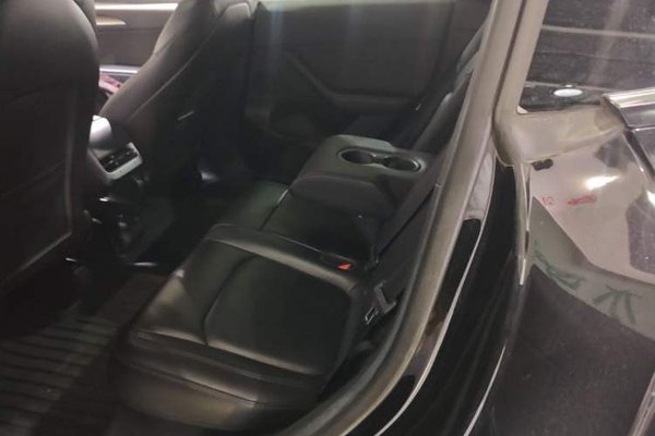 Tesla Model Y 2022, 76800 км, за 24881 USD - фото 20