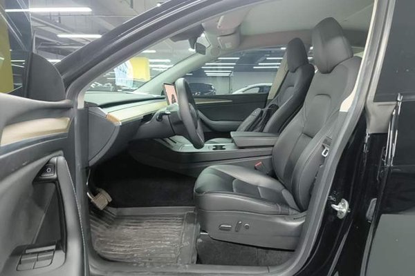 Tesla Model Y 2022, 80500 км, за 24834 USD - фото 26