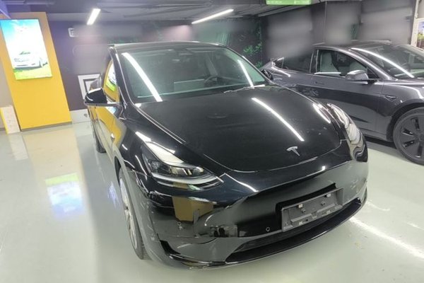 Tesla Model Y 2022, 80500 км, за 24834 USD