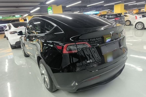 Tesla Model Y 2022, 80500 км, за 24834 USD