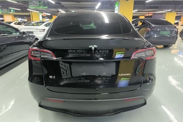 Tesla Model Y 2022, 80500 км, за 24834 USD