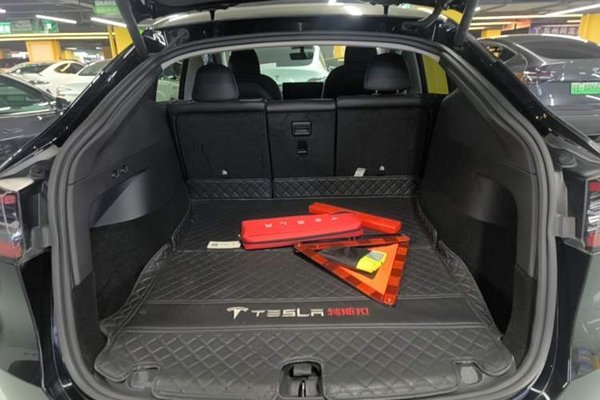 Tesla Model Y 2022, 80500 км, за 24834 USD - фото 30