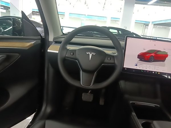 Tesla Model Y 2022, 81500 км, за 25445 USD - фото 14