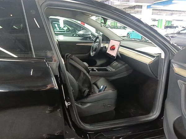 Tesla Model Y 2022, 81500 км, за 25445 USD - фото 23