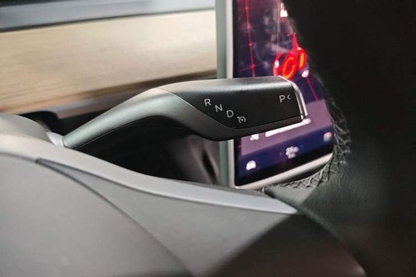Tesla Model Y 2022, 82600 км, за 24052 USD - фото 16