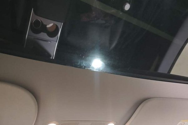 Tesla Model Y 2022, 82600 км, за 24052 USD - фото 21