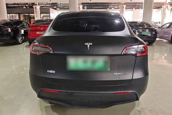 Tesla Model Y 2022, 82600 км, за 24052 USD