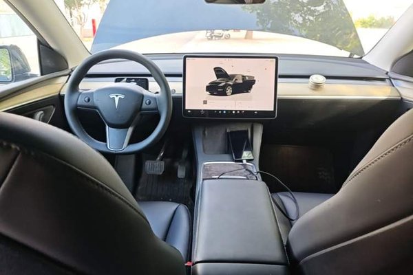 Tesla Model Y 2022, 87400 км, за 24903 USD - фото 12