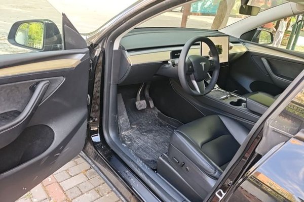 Tesla Model Y 2022, 87400 км, за 24903 USD - фото 18