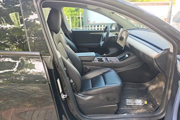 Tesla Model Y 2022, 87400 км, за 24903 USD - фото 19