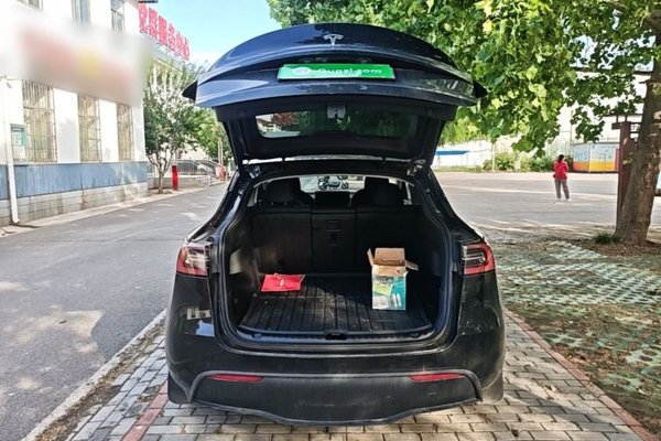 Tesla Model Y 2022, 87400 км, за 24903 USD - фото 22