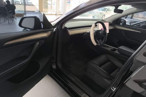 Tesla Model Y 2022, 89600 км, за 24338 USD - фото 18