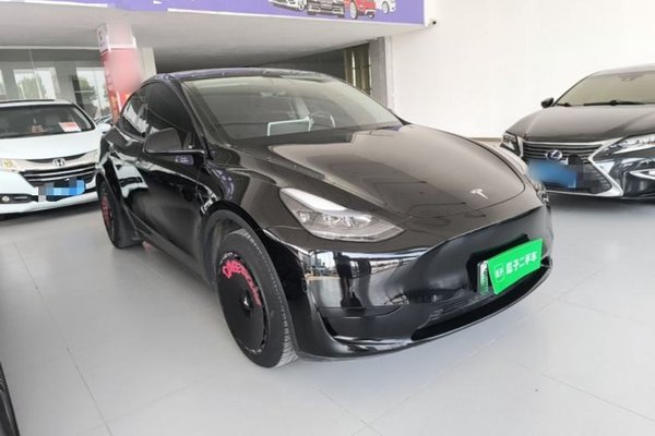 Tesla Model Y 2022, 89600 км, за 24338 USD