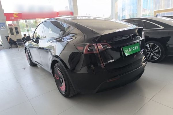 Tesla Model Y 2022, 89600 км, за 24338 USD