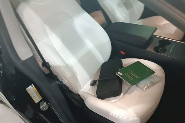 Tesla Model Y 2022, 96900 км, за 25852 USD - фото 23