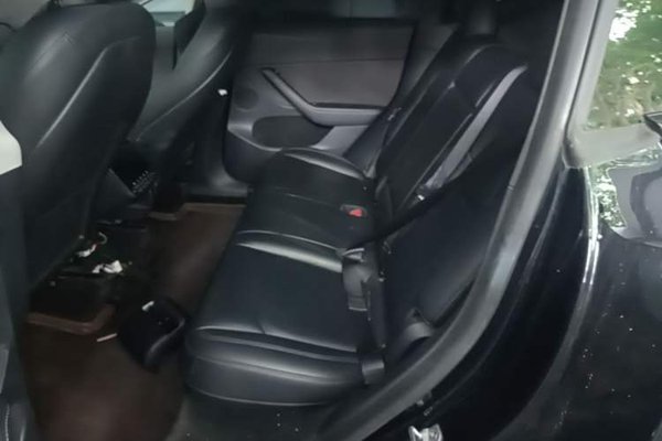 Tesla Model Y 2022, 99800 км, за 25559 USD - фото 20