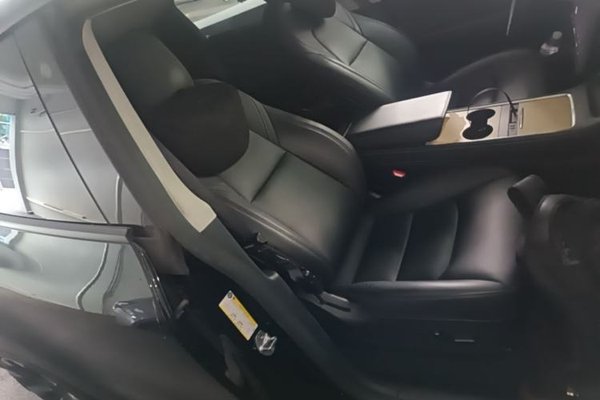 Tesla Model Y 2022, 99800 км, за 25559 USD - фото 19