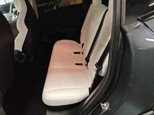 Tesla Model Y 2022, 144600 км, за 26345 USD - фото 20