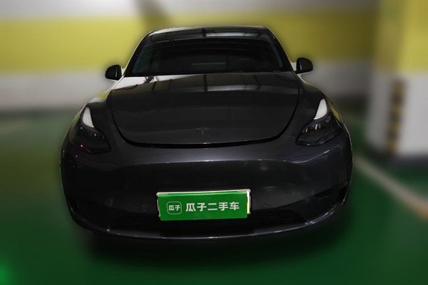 Tesla Model Y 2022, 27400 км, за 26179 USD