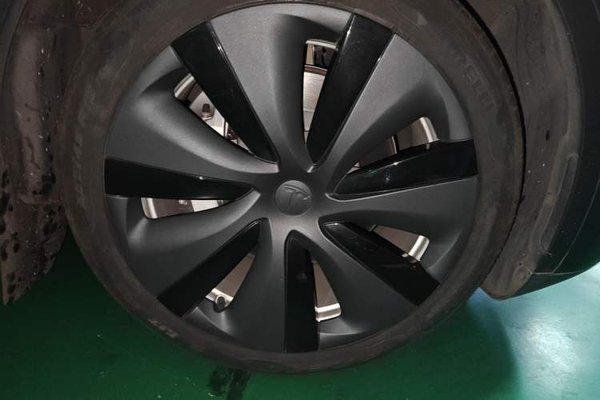 Tesla Model Y 2022, 27400 км, за 26179 USD - фото 8