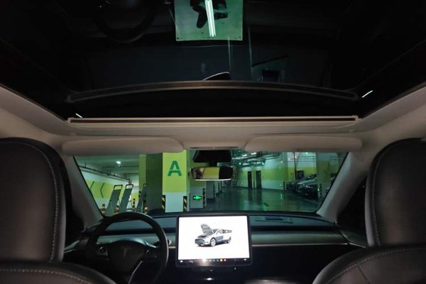 Tesla Model Y 2022, 27400 км, за 26179 USD - фото 15