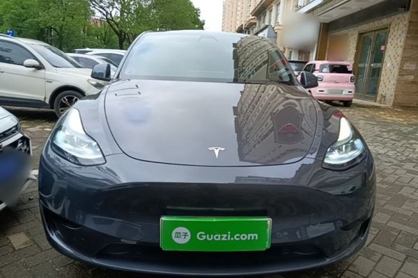 Tesla Model Y 2022, за 26069 USD