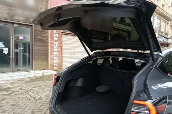 Tesla Model Y 2022, за 26069 USD - фото 22