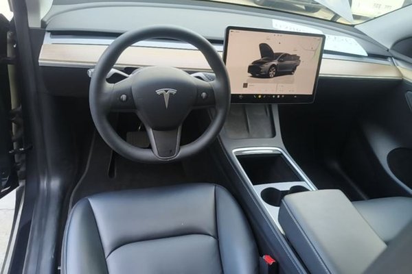 Tesla Model Y 2022, 31600 км, за 24983 USD - фото 12