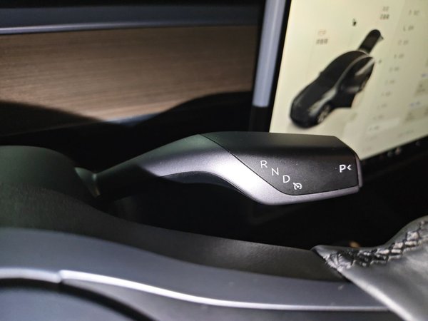 Tesla Model Y 2022, 51600 км, за 24907 USD - фото 15