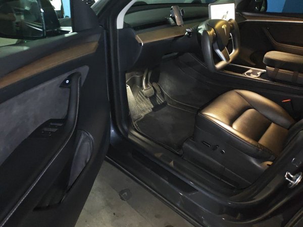 Tesla Model Y 2022, 51600 км, за 24907 USD - фото 17