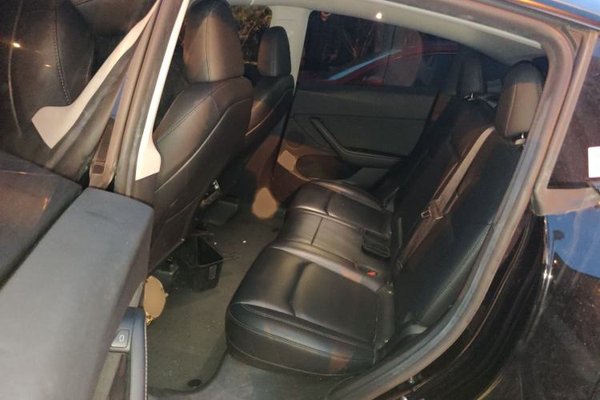 Tesla Model Y 2022, 52000 км, за 27030 USD - фото 20
