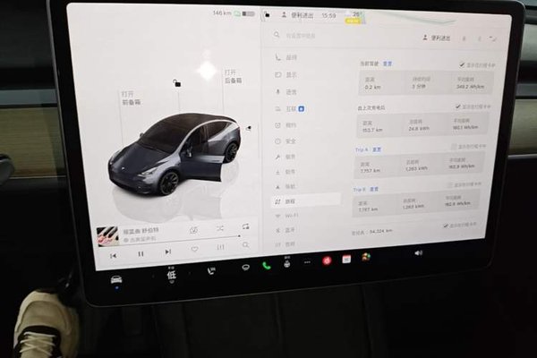 Tesla Model Y 2022, 54300 км, за 27628 USD - фото 20