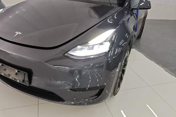 Tesla Model Y 2022, 54300 км, за 27628 USD - фото 9
