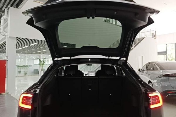 Tesla Model Y 2022, 54300 км, за 27628 USD - фото 27