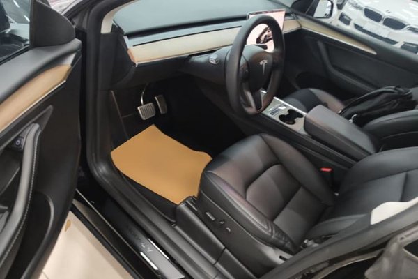 Tesla Model Y 2022, 92899 км, за 23184 USD - фото 19