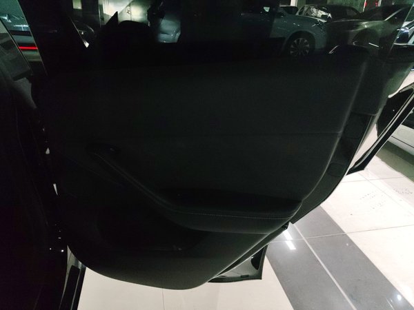 Tesla Model Y 2022, 48000 км, за 25651 USD - фото 25