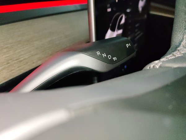 Tesla Model Y 2022, 48000 км, за 25651 USD - фото 17