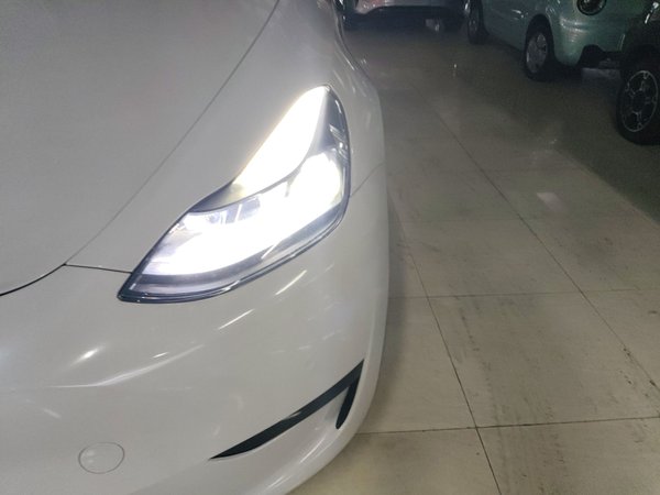 Tesla Model Y 2022, 48000 км, за 25651 USD - фото 9