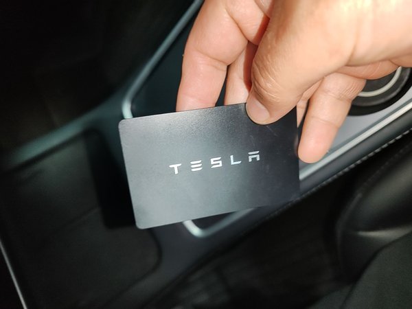 Tesla Model Y 2022, 94200 км, за 24014 USD - фото 12