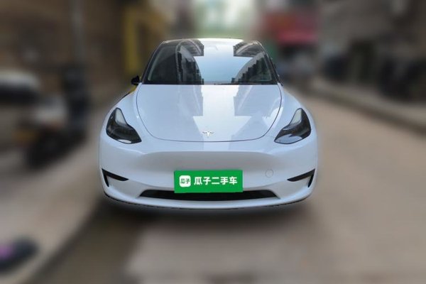 Tesla Model Y 2022, 34400 км, за 26742 USD