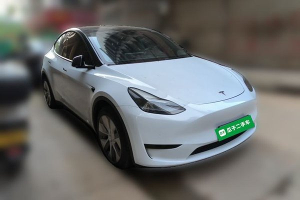 Tesla Model Y 2022, 34400 км, за 26742 USD