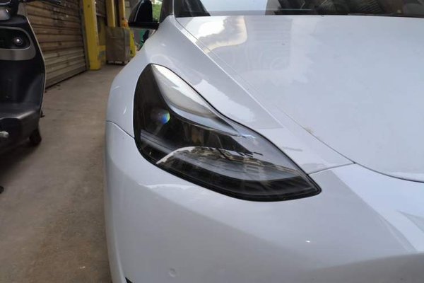 Tesla Model Y 2022, 34400 км, за 26742 USD - фото 7