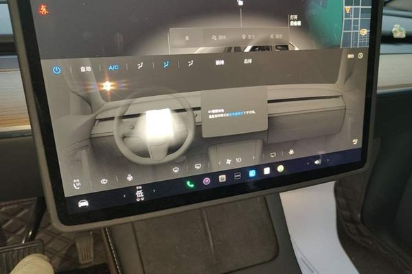 Tesla Model Y 2022, 48400 км, за 25752 USD - фото 23