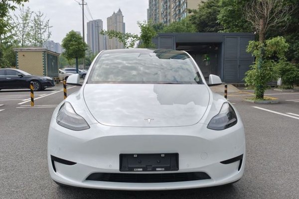 Tesla Model Y 2022, 48400 км, за 25752 USD - фото 17